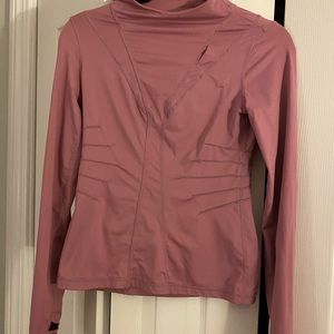 Lululemon top